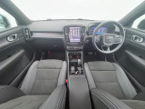 XC40 ウルトラ B4 AWD ダークエディション 4WD 
