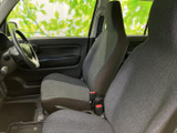 運転しやすいシートポジションで、快適なドライビングをサポート。シンプルな操作性で、誰でもすぐに馴染めます。