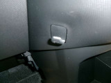 ディーラーの車です。国家資格の整備士がメンテナンスをしてお渡しします。
