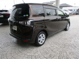 自動車保険も取り扱っております。この機会に保険を見直しましょう♪