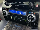 左右独立温度コントロールフルオートエアコンです。運転席、助手席それぞれで独立して温度設定ができます。冷え性の方が乗っても安心ですね♪
