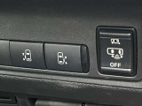 両側オートスライドドア装備!運転席のスイッチやリモンキーでも開閉操作が出来るので便利ですよ!
