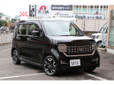 N-WGNは安心感のある運転をサポートする先進機能をいち早く採用し、Hondaの安全への強い想いをカタチにしています。