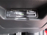 ETCももちろん搭載。いちいち料金所で停車する必要なんて当然ないです。スムーズにストレスなくドライブをお楽しみください。(※支払総額にセットアップ費用は含まれておりません。)