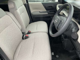 運転席まわりになります。実際に乗って頂き乗り心地をご体験してみてください。