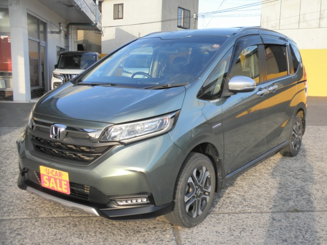 フリード 1.5 ハイブリッド クロスター ホンダセンシング 4WD 