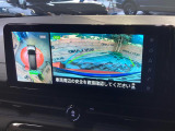 【アラウンドビューモニター】専用のカメラにより、上から見下ろしたような視点で360度クルマの周囲を確認することができます☆死角部分も確認しやすく、狭い場所での切り返しや駐車もスムーズに行えます。