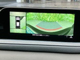 狭い道や駐車場でも安心。後方の状況を画面で確認できるので、安全な駐車をサポートします。運転初心者の方にもおすすめです。