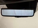 ミラーではなくカメラ映像で広報確認ができるデジタルインナーミラーを搭載!荷物があって後方確認ができないときや雨天時などにとても便利です☆