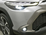 LEDヘッドライトです。デザイン性がよくとても明るいので、夜間の走行や悪天候でも安心です。しかも長寿命!