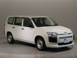 当社の車両をご覧いただきありがとうございます。 スタッフ一同、お客様のお問合せ心よりお待ちしております。