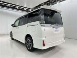 荷物をたっぷり載せて広々ドライビング♪夏でも冬でも、アウトドアやショッピングを思い切り楽しみましょう!