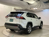 全ての車両はご納車前、エンジンオイル交換・ワイパーゴム・ブレーキ点検・調整・その他確認の上ご納車いたします。
