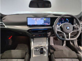 ☆センターパネルを運転席側に僅かに傾けたBMW独特のインパネ☆【駆け抜ける歓び】はここからもスタートしております☆