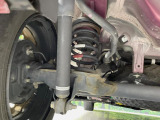 お車を安心してお乗りいただく為には、足回りの定期点検が欠かせません。サービスサポート(有償保証)では無料点検もご提供しており、安心のカーライフをお過ごしいただけるサポート体制が整っています。