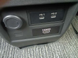 USB電源ポートなど