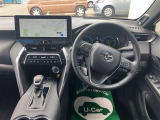 広々とした車内空間です。