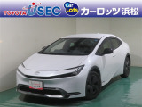 優れた燃費性能を誇るハイブリッドカー、トヨタ・プリウスです☆