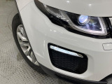 上質なヘッドライトコーティングをご用意しています。黄ばみを解消できます。ホイールコートとガラスコートのお得な3点セットでいつまでもきれいな高級感をお楽しみください。