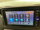 ナビを装備。タッチパネル式で使いやすく、お出かけもラクラクです。