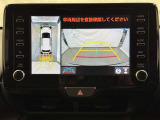 専用の4つのカメラにより、上から見下ろしたような視点で360度クルマの周囲を確認することができます!死角部分も確認しやすく、狭い場所での切り返しや前が長い車でも前の様子が見えます!