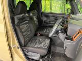 運転席シート廻りは使用感も少なく、良好な状態となっています。丁寧に使われていたことがよくわかりますね。