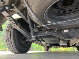 お車を安心してお乗りいただく為には、足回りの定期点検が欠かせません。サービスサポート(有償保証)では無料点検もご提供しており、安心のカーライフをお過ごしいただけるサポート体制が整っています。