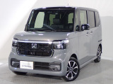 こちらの車両は当社が試乗などで使用していましたデモカーとなります。内外装ともコンディションが良く、走行距離も少なめで、きっちりメンテナンスされています。車検期間もまだたっぷり残っていますよ。