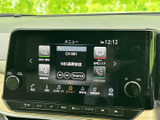 高画質なモニターが、様々な情報を分かりやすく表示。車両情報や設定変更もスムーズに行えます。