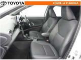 お客様にお座りいただくシートは、手作業で丁寧に洗浄いたしました。