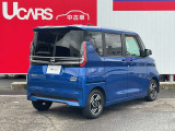 【障害物センサー】細い道を通ったときや駐車するとき等、障害物に当たりそうになると警告音が鳴ったり、自動でブレーキをかけてくれます。安心ですね!