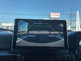 狭い駐車場等での運転を支援するバックビューモニター付☆