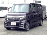 雨の日は中古車は選びにくいですよね。でも当店なら安心です。電話予約を頂ければ屋根下へ移動させて頂きます。雨でもじっくりご検討いただけます。