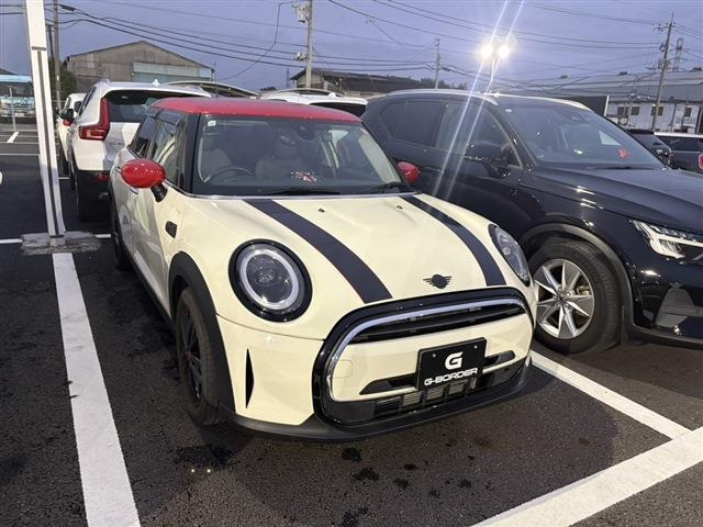 ミニ クーパー D DCT 禁煙車 ペッパーパッケージ