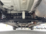 【下回り】目立つ錆や腐食もなくきれいな状態です!もちろん納車前には法定点検を実施致します!//