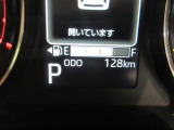 たとえばダイハツのお店にある、たくさんのスマアシ搭載車は、正常に作動する事をしっかり確認します。