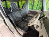 運転席シート廻りは使用感も少なく、良好な状態となっています。丁寧に使われていたことがよくわかりますね。