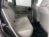 ゆとりある広々とした車内空間は、ドライブを始め買い物やレジャーなど、幅広く活躍します。一人でもみんなとでもお出かけを楽しみましょう!