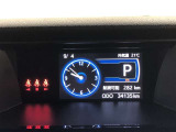 マルチインフォメーションディスプレイには、クルマの様々な情報を表示します。運転席から見やすい、インパネ中央部に配置されているので、運転中の視線異動が少なく快適です!
