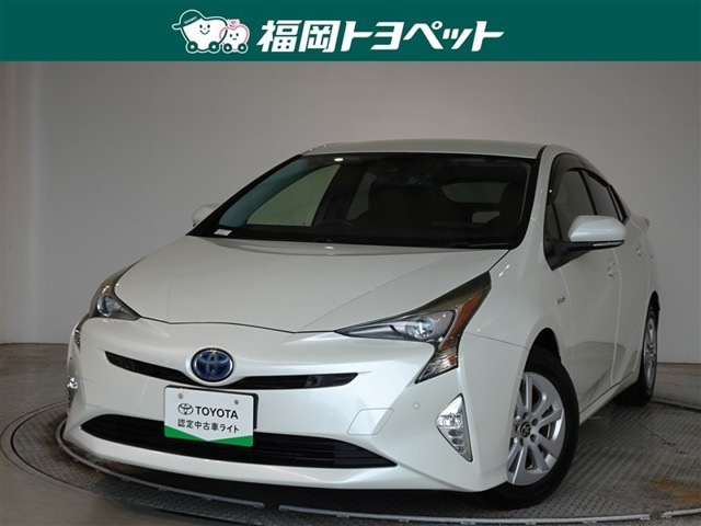 トヨタ プリウス 