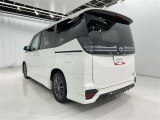 走りにこだわりながら収納力も持ち合わせたお車です。荷物を載せて軽快なドライブを楽しめますよ♪