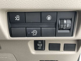運転席まわりの画像です。