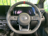 【純正革巻きステアリング】上質な革を使用することで、手にしっかり馴染みとても運転しやすいハンドルです♪