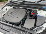 【B4エンジン(マイルドハイブリッド2.0Lターボ)】燃費と走行性能に優れた48Vハイブリッドシステム搭載のターボエンジン。低回転でトルクを発生し、ストップ&ゴーの多い日本に合ったエンジンです。