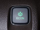 エンジン、エアコンなどを制御し低燃費な『ECONモード』に、また走りを楽しみたいとき、空調など快適性を重視したいときにはスイッチOFFで通常モードに切り替えができます!
