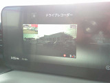 ドライブレコーダー(前後)が装備されていて、ナビの大きな画面で映像が確認可能です!