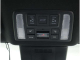 デュアルパワースライドドア&パワーバックドア装備!運転席周りのスイッチひとつで各ドアを自動で開閉でき楽々スムース♪スマートキーを携帯していれば、スイッチを押すだけで解錠&ドアオープンできます♪