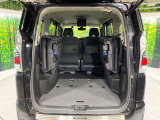 【パワーバックドア】スマートキーや運転席のボタンを押すだけでリアゲートが自動で開閉します!荷物を持っている時や、高い位置にあるバックドアを閉める際に便利な機能です♪