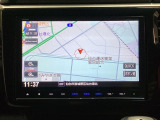 ワイド画面のナビゲーションは、フルセグTV対応のGathers純正メモリーナビを搭載しています。ナビに曲を記憶させるミュージックサーバー使用時は、別途SDカードが必要になります。