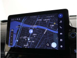 純正ナビを装備。タッチパネル式で使いやすく、お出かけもラクラクです。